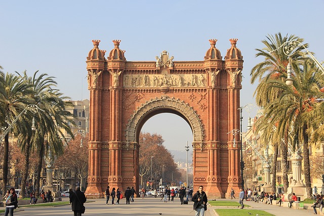 Lee más sobre el artículo Tasa Turística en Cataluña: Qué es, Importes y Normativa