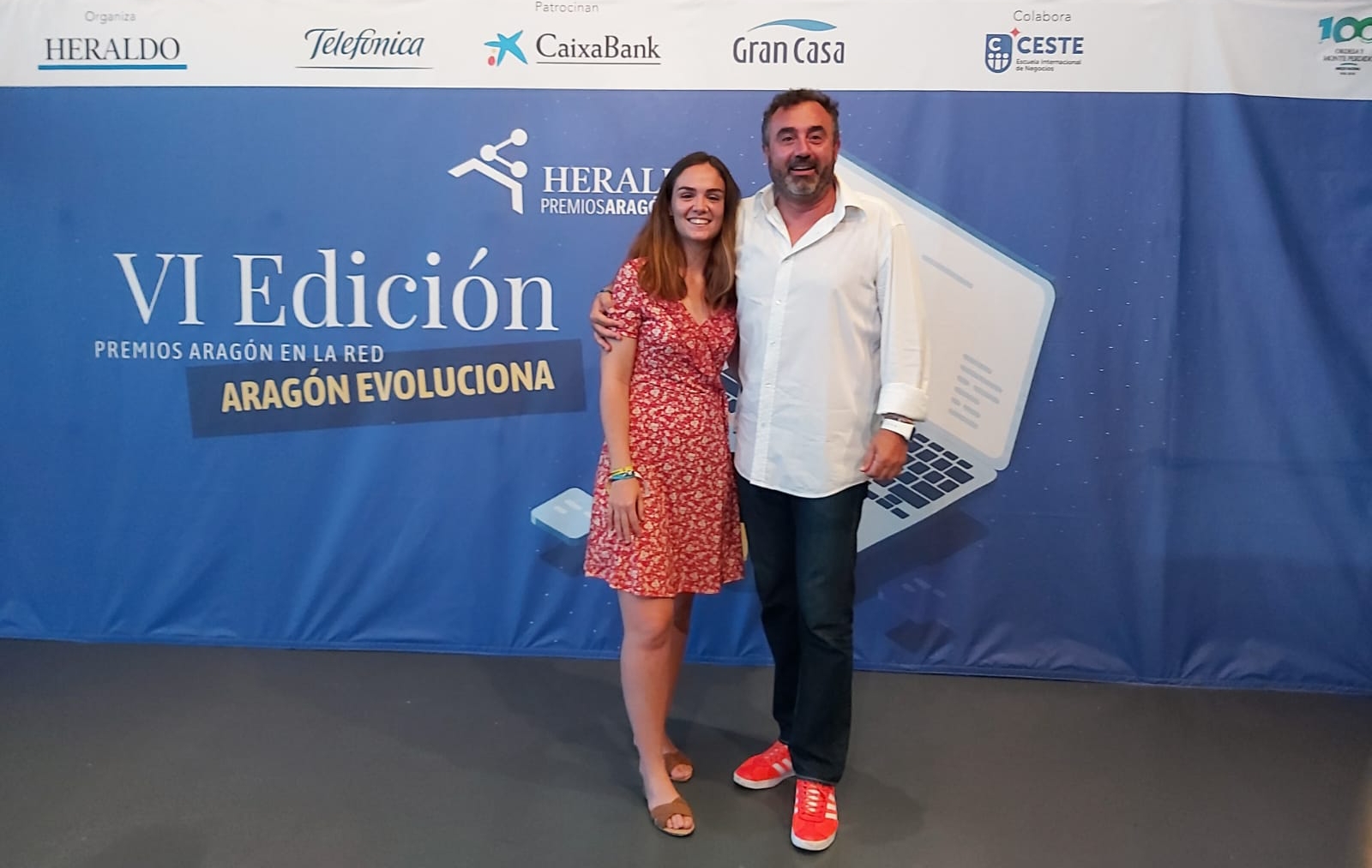 equipo clizzz en premios aragon en red