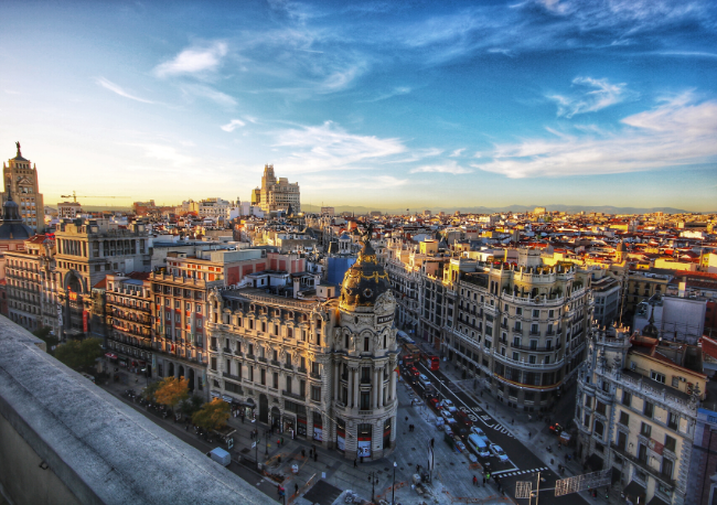Lee más sobre el artículo Normativa de apartamentos turísticos en Madrid. Lo que debes saber.