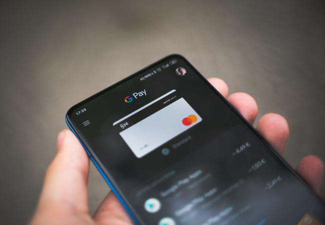 Lee más sobre el artículo La tendencia de los alojamientos turísticos en la era Poscovid: Tecnologías Contactless