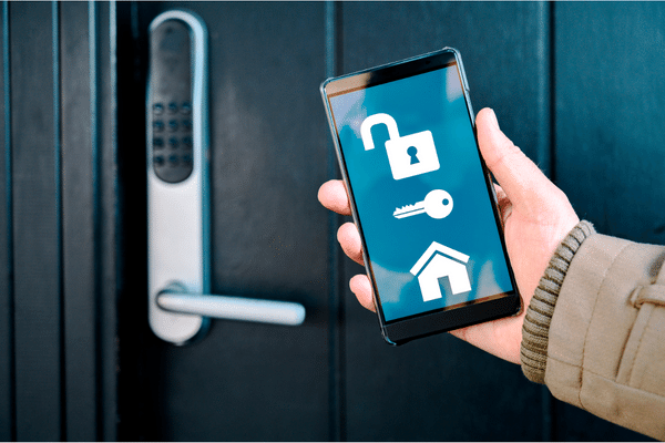 Lee más sobre el artículo Cerraduras electrónicas para viviendas vacacionales: ¿Cuál escoger?